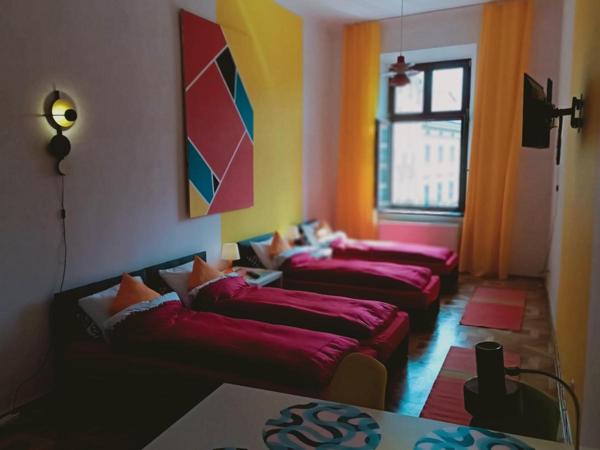 View To The Cracow Basic Apartamento Cracóvia Exterior foto